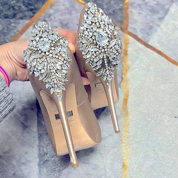 Badgley Mischka authentic used only once shoes so so stunning paid 460$ usa 8,5 - Picture 6 of 9
